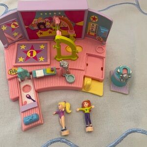 Polly Pocket 1999 Uneven Bars magnetic play set. 2 dolls & loving cup